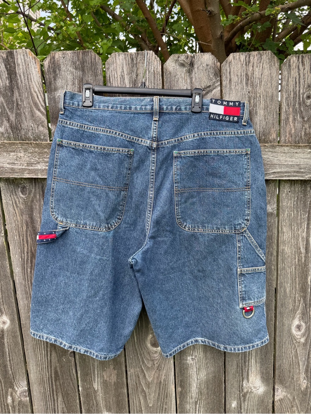 Vintage 90s Y2K style Tommy Hilfiger Men's Shorts Jorts
